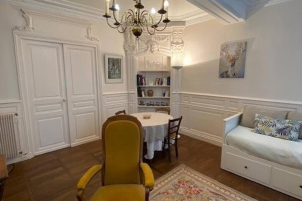 Le Jeu De Paume A Beaune Centre Buitenkant foto